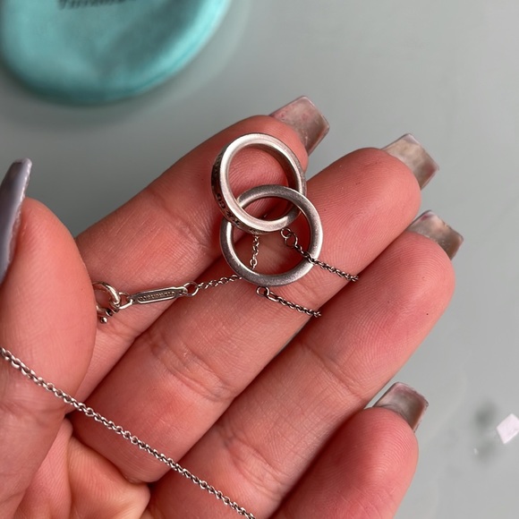 Tiffany & Co. Interlocking Circles necklace - Picture 5 of 6